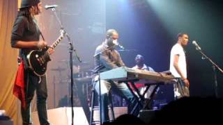 Brian McKnight sings with his two sons [upl. by Photima]