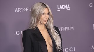 Kim Kardashian fährt ihre Krallen aus [upl. by Retsim]