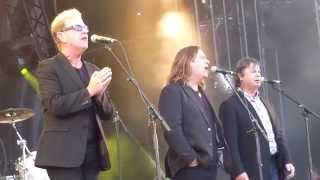 Alan Doyle Bruce Guthro amp The Oysterband  Northwest Passage [upl. by Adirehs737]