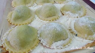 HOMEMADE Ravioli di Ricotta e Spinaci con ricotta fatta in casa [upl. by Vivyan]