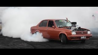 GEMSKID BLOWN V8 GEMINI BURNOUT AT LARDNER PARK MOTORFEST 2015 [upl. by Enirhtac]