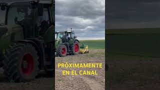 Fendt 728 VS John Deere 6R 250 [upl. by Pembrook]