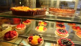 Fantastic French Cafe London  Montparnasse Cafe  Kensington  London Cafes [upl. by Uol]