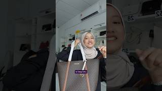 Review on Michael Kors Pratt Large Signature Logo Tote Bag amoryhq personalshopperusa [upl. by Ihtak]