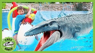 Dinosaur Water Toy Party TRex Ranch Dinosaur Videos [upl. by Beauregard]