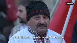 Războinicii ortodocşi împotriva „Soldaţilor“ gay [upl. by Jar853]