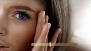 Doutzen Kroes  Nutribronze Visage LorÃ©al [upl. by Enilrek]