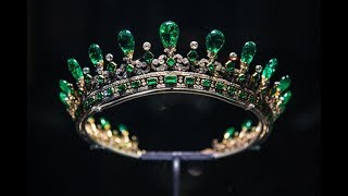 Top 10 Beautiful and Magnificent Tiara Collection In The World [upl. by Asilad]