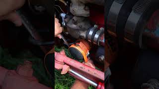 Easy trick to remove a stuck oil filter with a ratchet strap mechanic farmequipment homestead [upl. by Areema527]