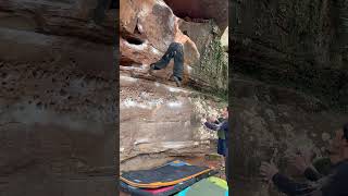 La guillotina 7A bouldering albarracin lafuente [upl. by Notsirt]