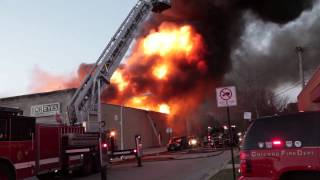 ShapPhoto Massive Chicago 4 11 Alarm fire 111513 [upl. by Cori3]