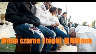 Zboczeniec papież franciszek czyli pokasz stópki Katolickie ASMR [upl. by Eibocaj]