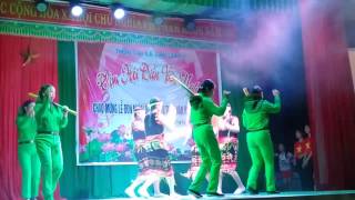 Mua tieng chay tren soc bom bo hay nhat [upl. by Ynot316]