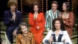 Loretta Lynn amp Webb Family  The Great Titanic [upl. by Alra133]