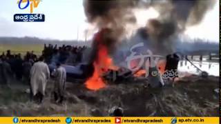 IAF Mi  17 Helicopter Aircraft Crashes  in JampKs Budgam  Pilot Feared Dead [upl. by Anirdnaxela]