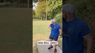 When your disc would rather go home 🏠 🤣 fails discgolffails discgolf frisbeegolf discgolfer [upl. by Tnias]