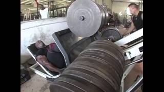 RONNIE COLEMAN PRENSA CON 2300 LIBRAS [upl. by Gereron]