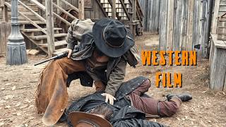 In Texas a Former Policeman Hunts Down a Brutal Outlaw  Western  English Film [upl. by Lrigybab]