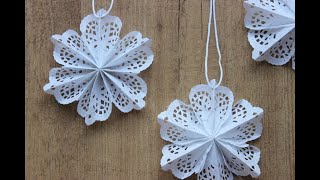 DIY Doily Snowflake Stars Festive Christmas Decor [upl. by Gale]