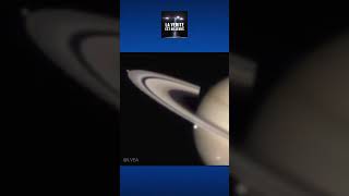 ★ Incroyable  Un OVNI Géant passe près des anneaux de Saturne [upl. by Animor]