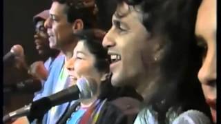 Mercedes Sosa Chico Buarque Caetano Veloso Milton Nascimento e Gal Costa  Volver a los 17 [upl. by Mayhs]