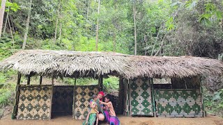 Bamboo House 2024 Girl builds a wall for a bamboo house in the forest  Single mother ca [upl. by Cinamod559]