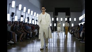 Cerruti 1881  Menswear  SpringSummer 2018  Paris Fashion Week [upl. by Bible]