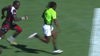 Sevens ReLIVE  Seabelo Senatla shows impressive speed to score for Blitzboks in PE [upl. by Akinaj]