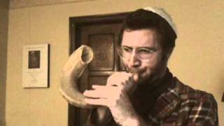 MUSHY  Demonstration of Shofar [upl. by Lletnwahs549]