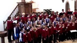 Knabenkantorei Basel amp Prague Philharmonic Childrens Choir Akà si mi kràsnà [upl. by Cower]