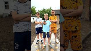 Chicken Wings Crazy Dance 😂😂😂 damus tiktok comedy family [upl. by Arlyne]