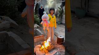 Ica Bakar Boneka Labubu Felisha [upl. by Mimajneb106]