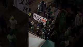 Hinchas del Deportivo Cali protestan ante la pésima situación que atraviesa el equipo [upl. by Lenaj]