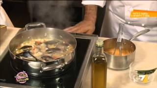 Ti ci porto io in cucina con Vissani  PASTA E FAGIOLI CON I FRUTTI DI MARE [upl. by Assenna]