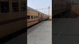 04681 Jammu Tawi special Fare special Express Kolkata to Jammu Tawi [upl. by Ytsirhc]