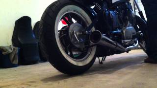 1982 Yamaha Virago 750 Stock Exhaust  Baffles Removed [upl. by Antons447]