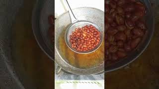 How to Cook fried chicken peanuts sweet and salty [upl. by Smallman]