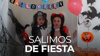 SALI DE FIESTA CON NOSOTRAS versión halloween [upl. by Helgeson]