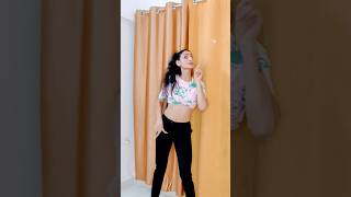 Ek ladka😜🤔bollywood hindisong song trending dance shorts harharmahadeve youtubeshorts [upl. by Noelc476]