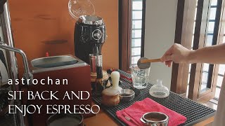 Real Time Pulling Espresso Workflow Lelit Bianca V3 [upl. by Eiramaliehs411]