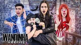 A WANDINHA DA FAMILIA ADDAMS VIROU UM BEBÊ CHORÃO POR 24 HORAS [upl. by Tsew]