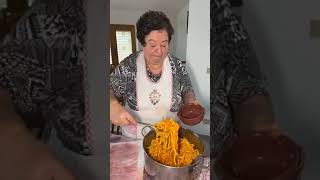 Maccheroni al tegamino Iolanda questa è la ricetta tipica del mio paese [upl. by Akinirt]