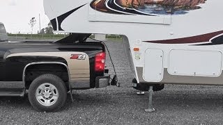 Démo  Comment attacher son Fifth Wheel et mettre mettre à niveau [upl. by Attekahs]