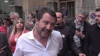 Migranti la retromarcia di Salvini «Gli irregolari Al massimo sono 90 mila» [upl. by Nannarb]