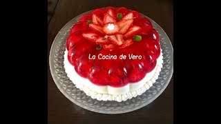 Gelatina de fresas con crema y leche condensada [upl. by Ettennor]