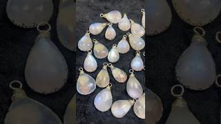 Moonstone with strong flash 🥰 crystalstructure crystalstone pendant moonstone crystalhealing [upl. by Illyes331]