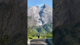 Bisa melihat Merapi sedekat ini ada yang pernah lewat sini [upl. by Wadlinger]