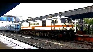 DIVERTED Sant Kabir Dham Express via WR arrives at Upper Kopar [upl. by Otes37]