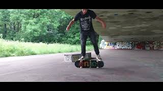 Practicing rolling Ollie Kickflips amp having fun with the miniledge  Skate Progression May 2024 [upl. by Meean]