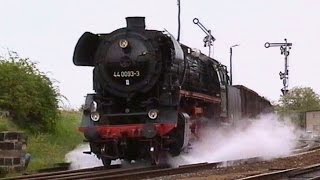 GüterzugDampflokomotive 44 0093 mit schweren Güterzügen unterwegs Saalfeld  Gera [upl. by Seligmann]